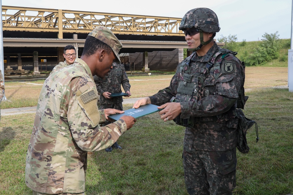 ROK-U.S. Combined Firearm Familiarization Training