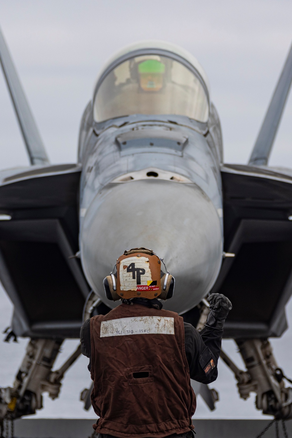 Abraham Lincoln conducts flight operations