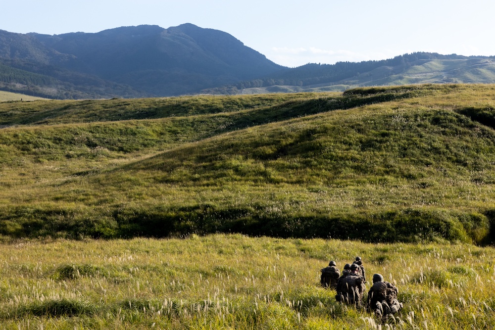 RD 23 FTX: V22 Conducts a Movement to the Defense at Hijyudai Maneuver Area