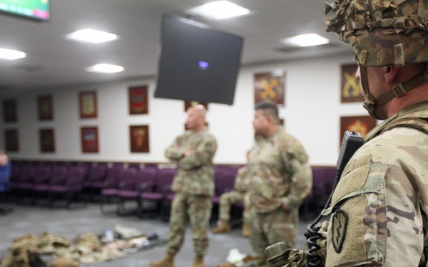 PEO Soldier Gets to Ground Truth on Soldier Equipment