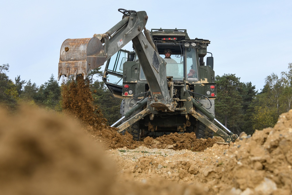 Regimental Engineer Squadron dig site operations