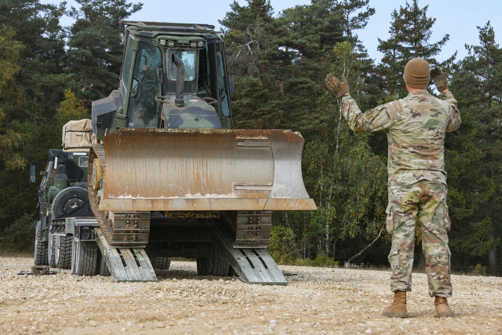 Regimental Engineer Squadron dig site operations