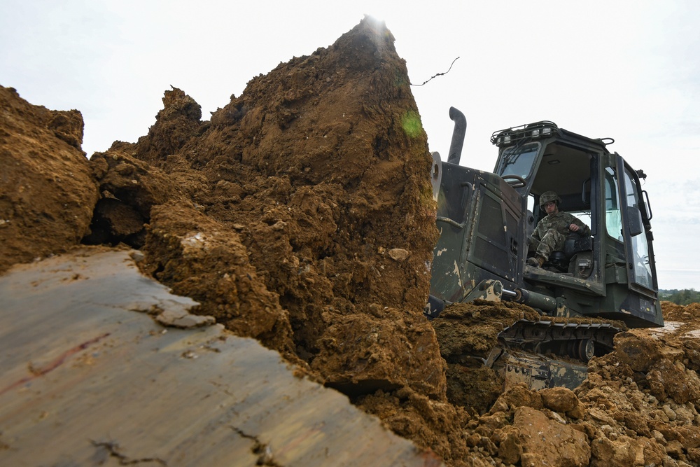 Regimental Engineer Squadron dig site operations