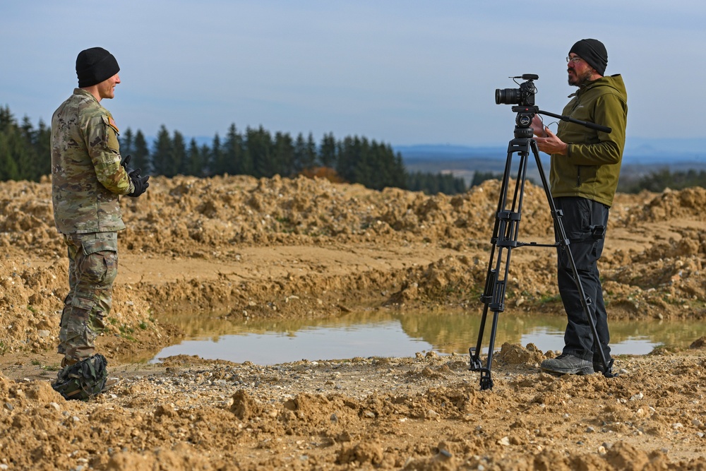 Regimental Engineer Squadron dig site operations