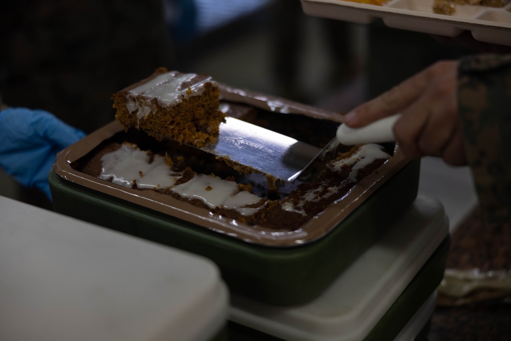 RD 23 FTX | Marines Serve Evening Chow on Hijudai