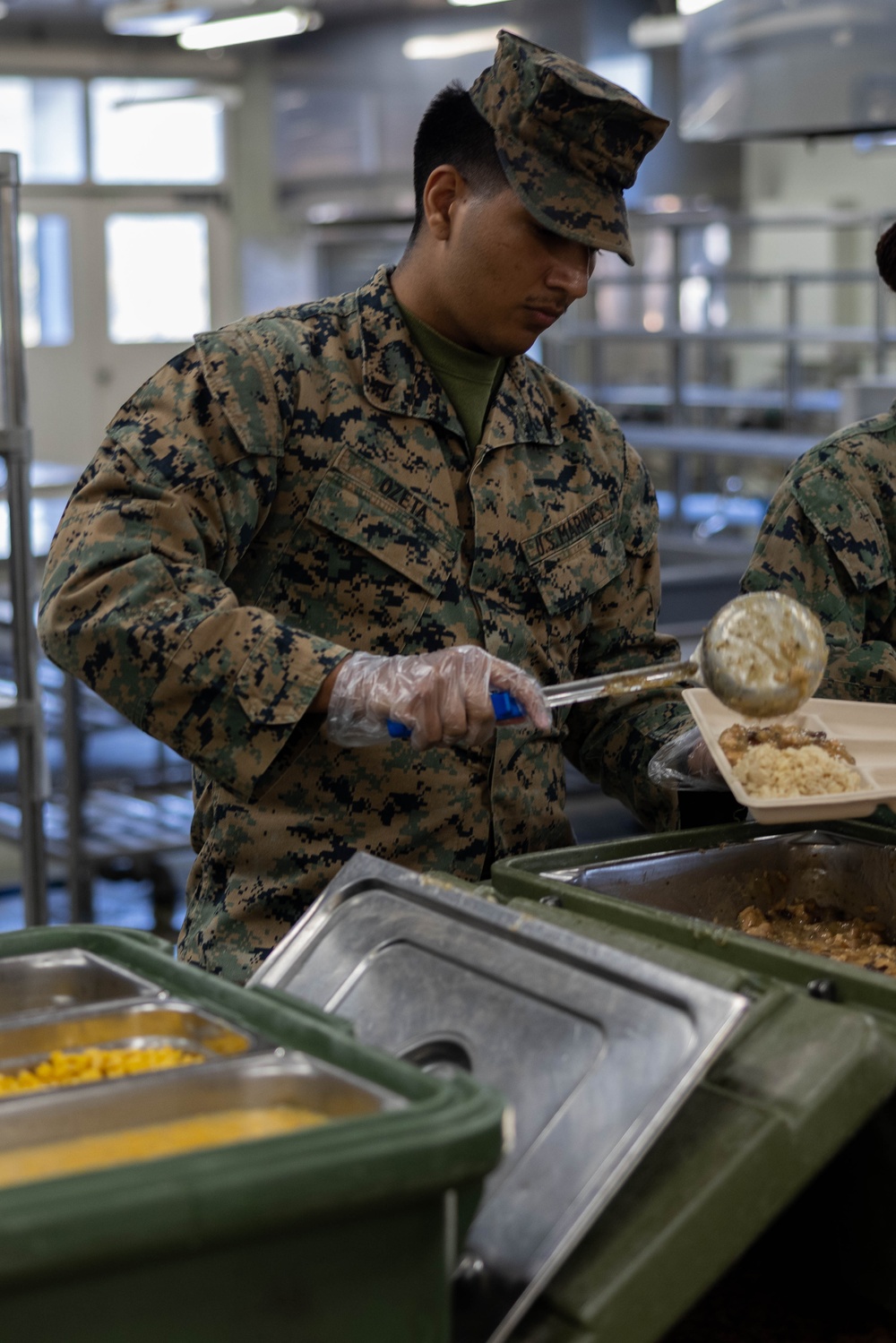 RD 23 FTX | Marines Serve Evening Chow on Hijudai