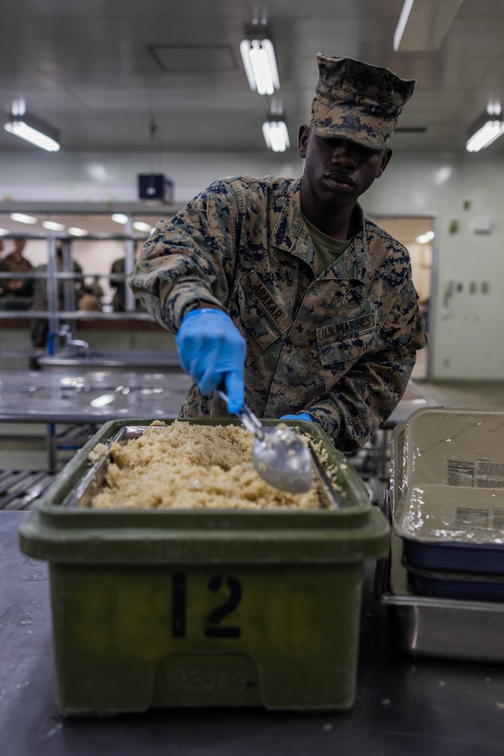 RD 23 FTX | Marines Serve Evening Chow on Hijudai