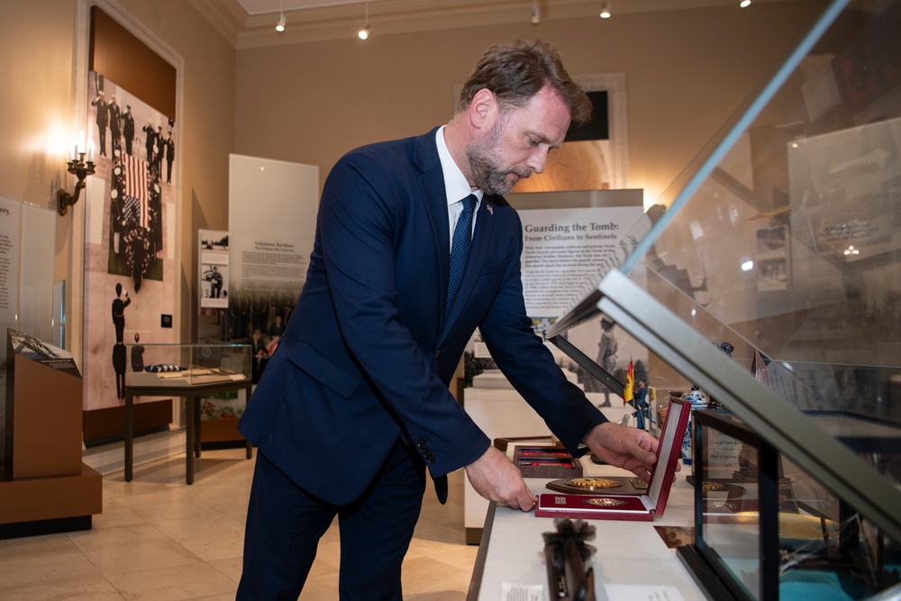 Minister of Defense of Croatia Mario Banožić Participates in a Public Wreath-Laying Ceremony at the Tomb of the Unknown Soldier