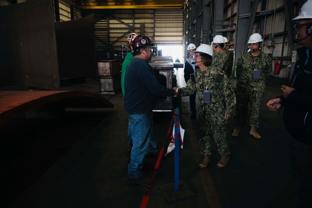 VCNO Visits Sailors, Defense Industry in Newport