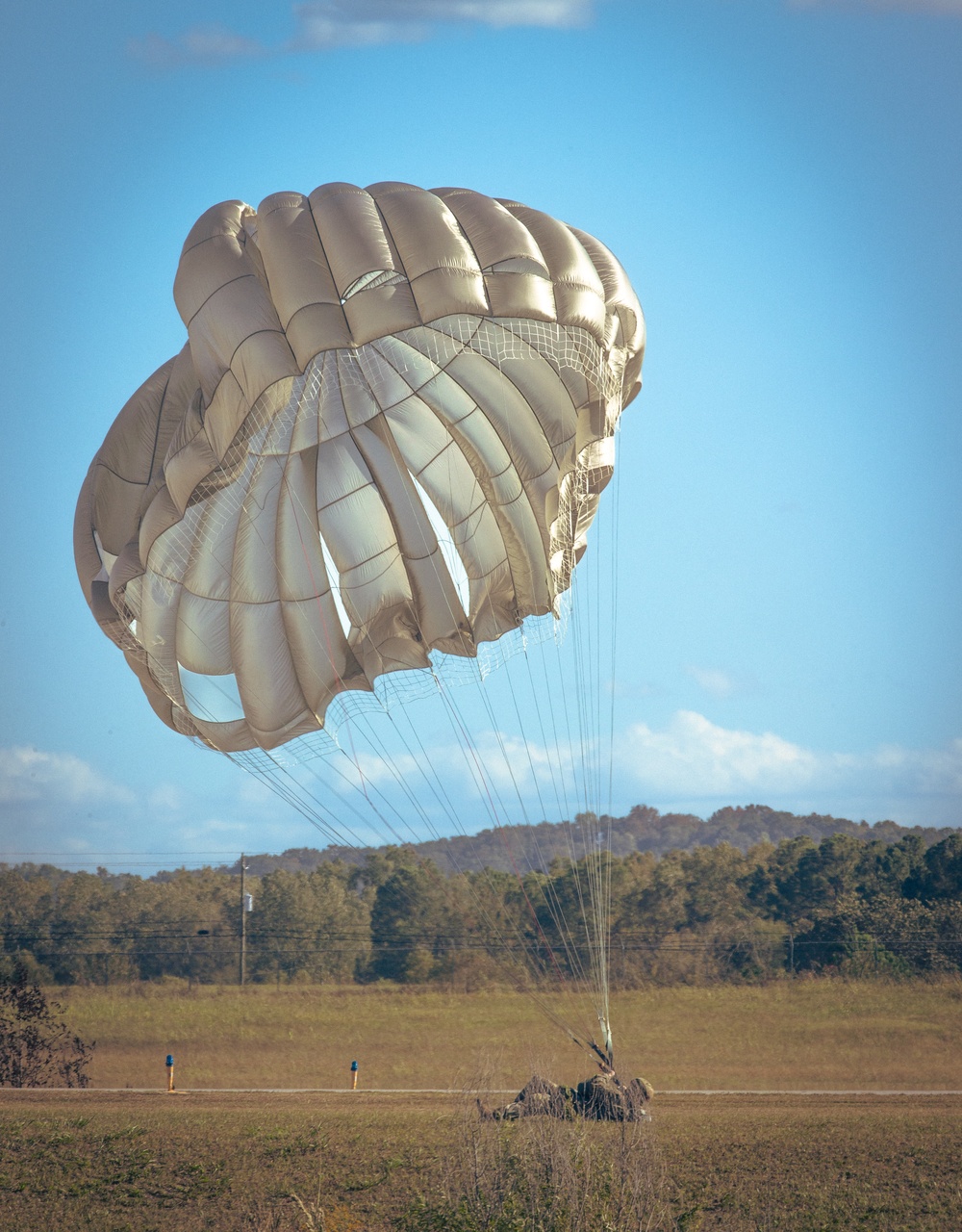 Group Sustainment Battalion, 20th Special Forces Group (Airborne) Conducts Sustained Airborne Training