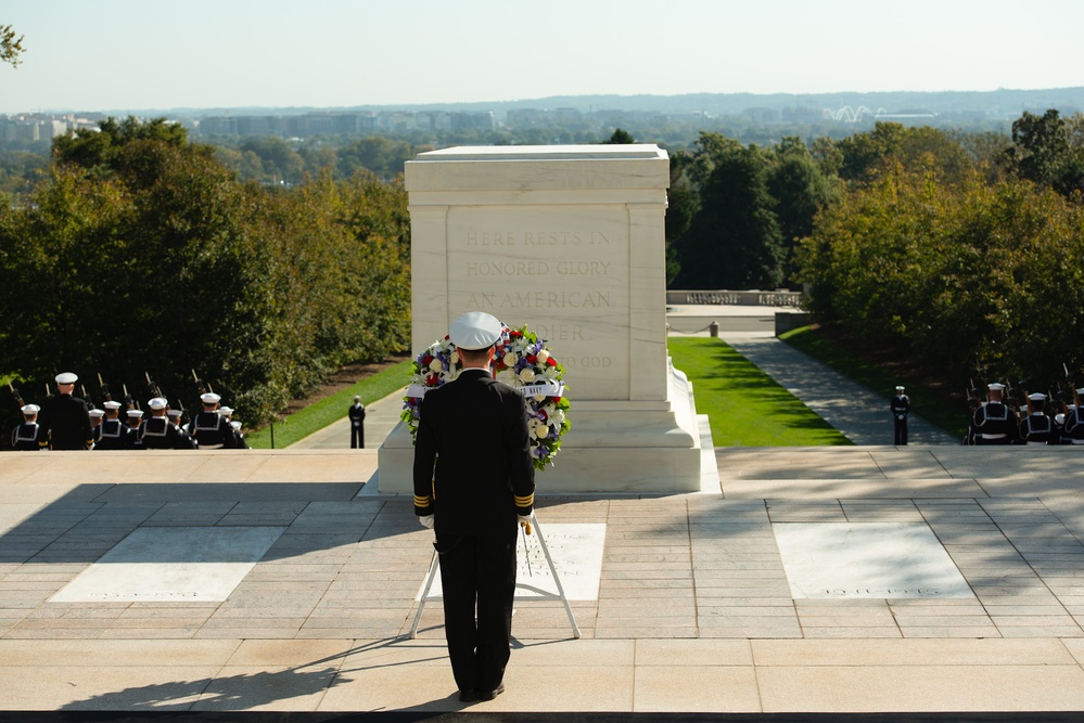 US Navy Band Performs at Wreath Laying Ceremony