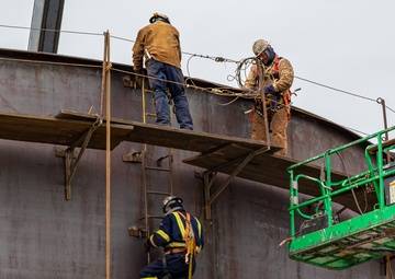 Repairing of fuel tanks