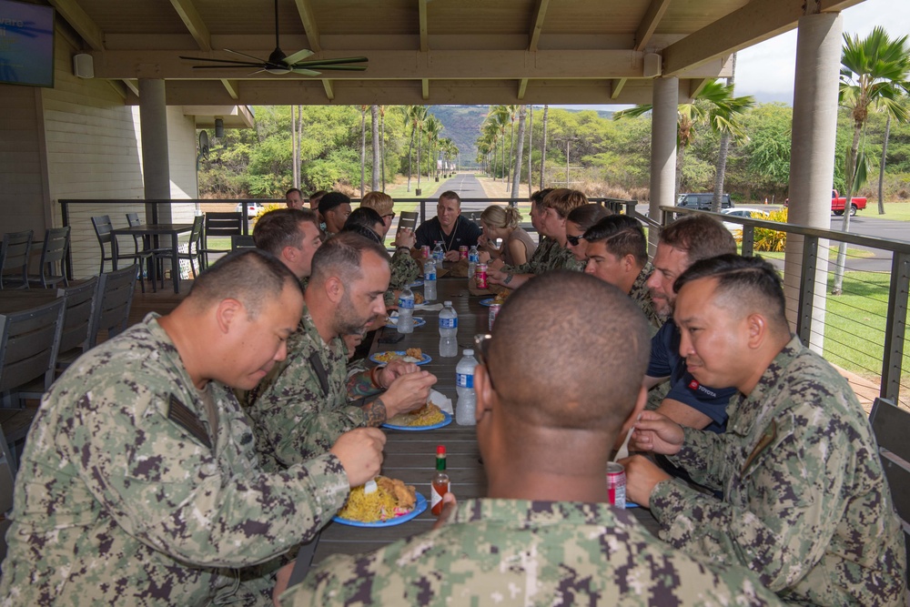 Medal of Honor Recipient Dakota Meyer Visits PMRF Barking Sands