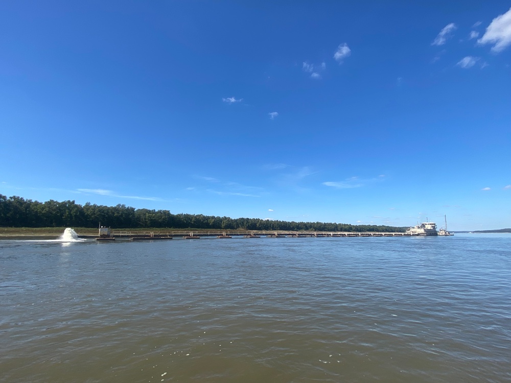 Dredge Potter working on the Mississippi River