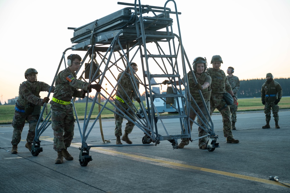 Yokota Airmen load cargo during Beverly Morning 24-1