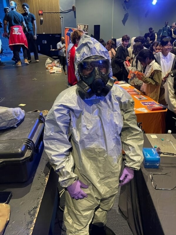 Army mobile laboratory Soldiers participate in STEM recruiting events in New York City