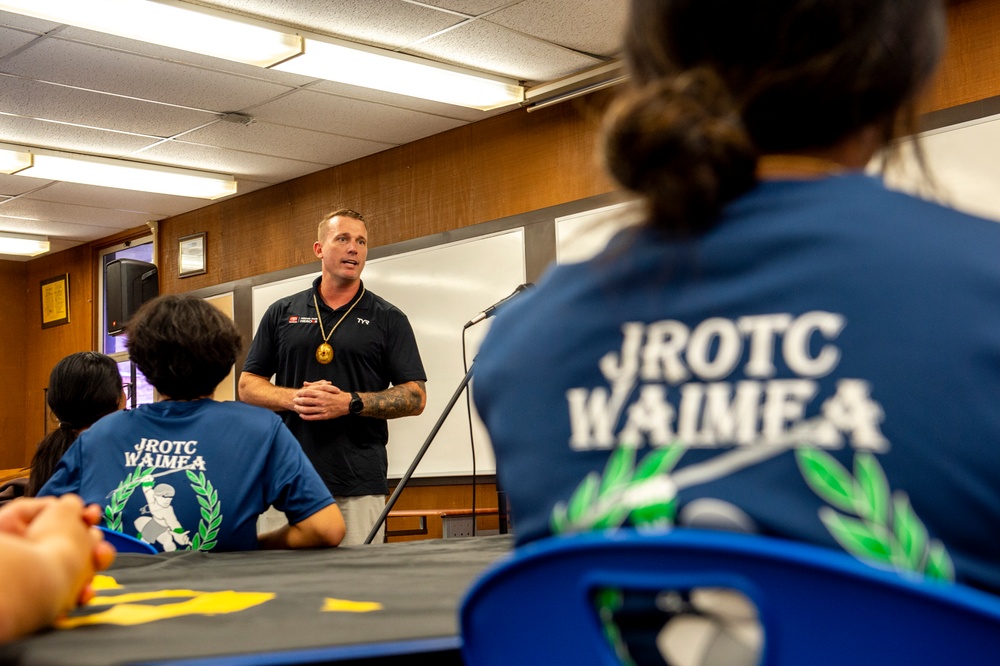 Medal of Honor Recipient Dakota Meyer Visits Junior RTOC in Kauai