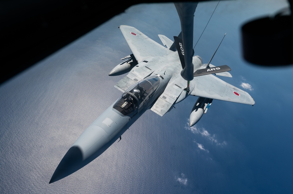 USAF, JASDF conduct training over East China Sea