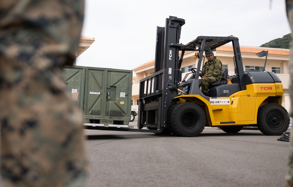 RD 23 FTX | U.S. Marines set up TPS-80 Radar System on JGSDF Camp Ishigaki