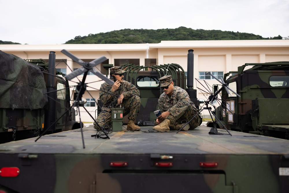 RD 23 FTX | U.S. Marines set up TPS-80 Radar System on JGSDF Camp Ishigaki