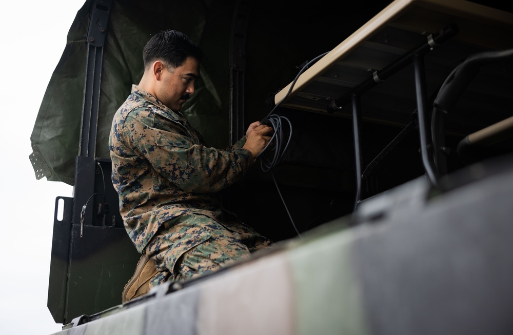 RD 23 FTX | U.S. Marines set up TPS-80 Radar System on JGSDF Camp Ishigaki