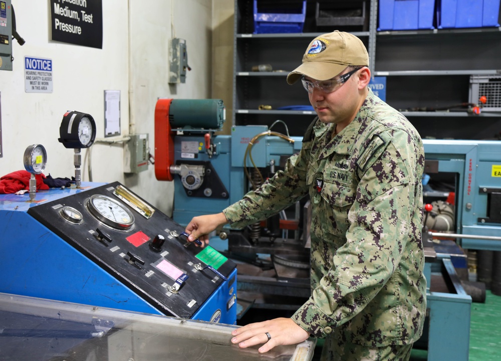 October Sailor in the Spotlight: MMN1 Robert Folts
