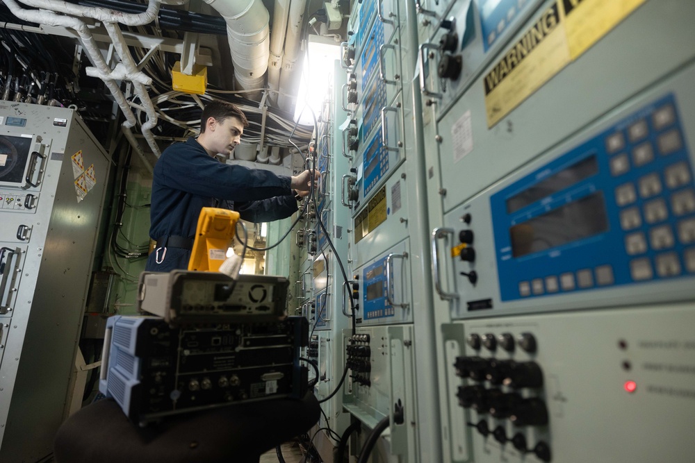 Maintenance Aboard USS Bataan