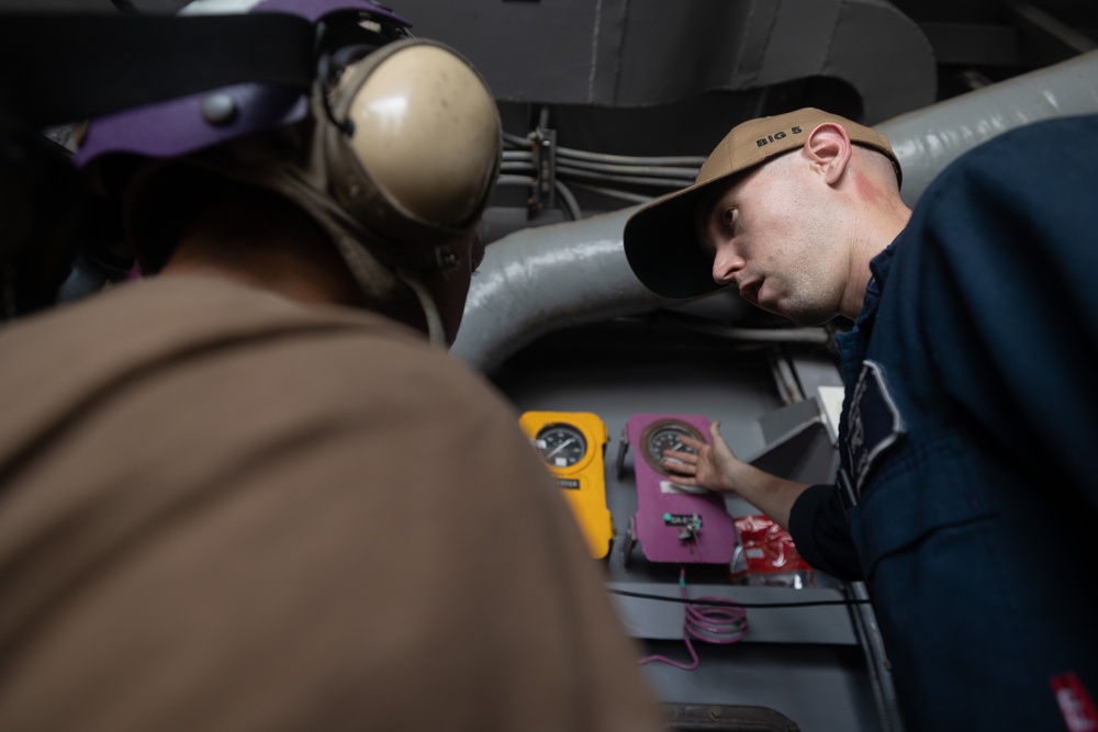 USS Bataan Fuel Replenishment