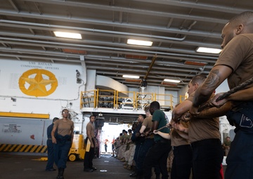 USS Bataan Line Handling Operations