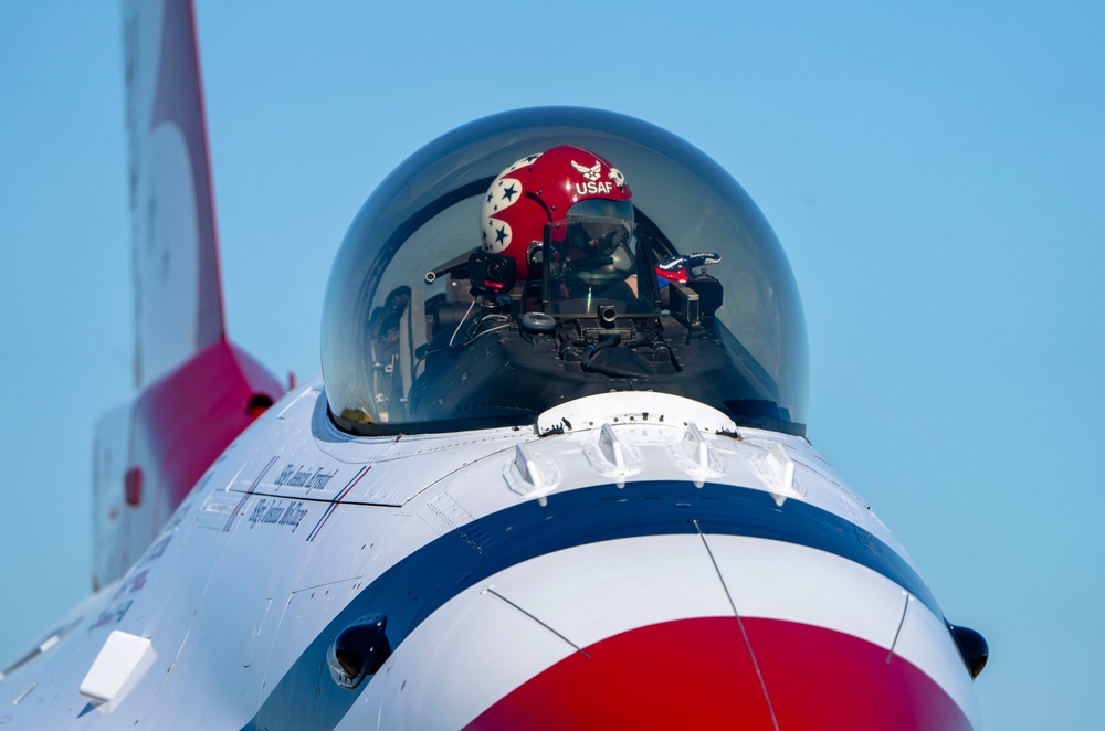 Thunderbirds perform in Houston