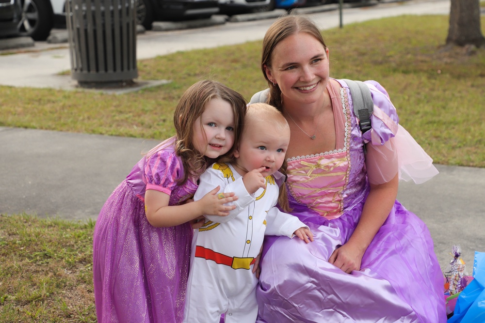 Exceptional Family Member Program Throws a Trunk-or-Treat For Soldiers Family Members on Fort Stewart
