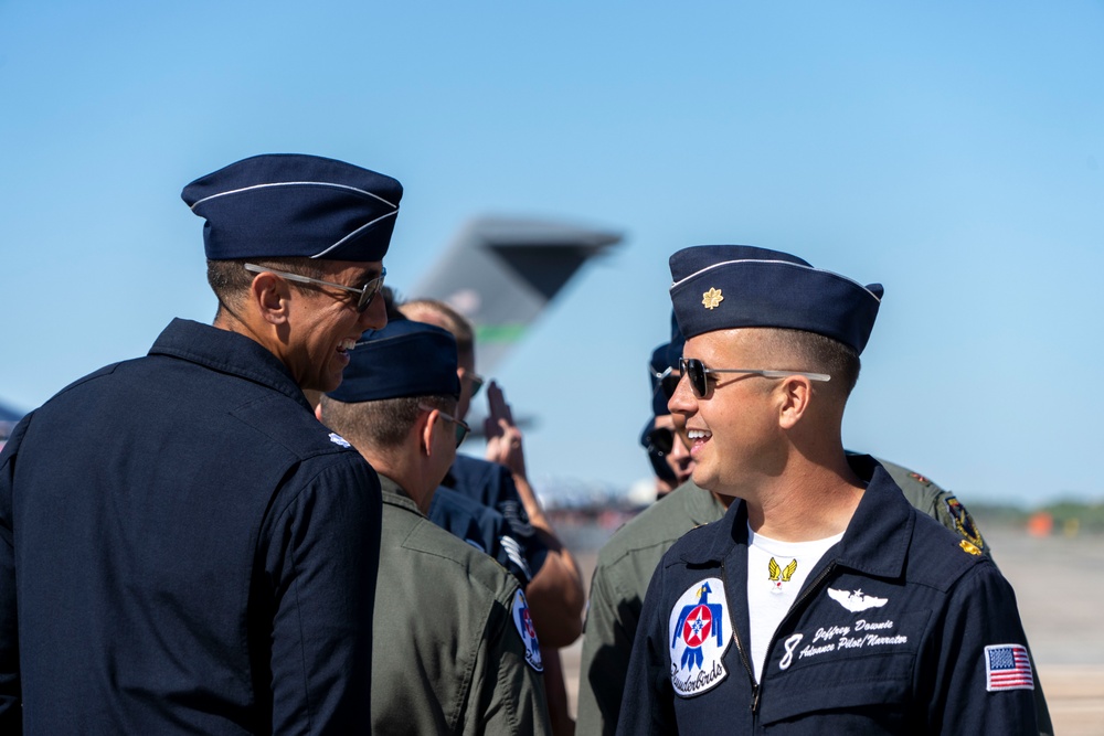 Thunderbirds perform in Houston