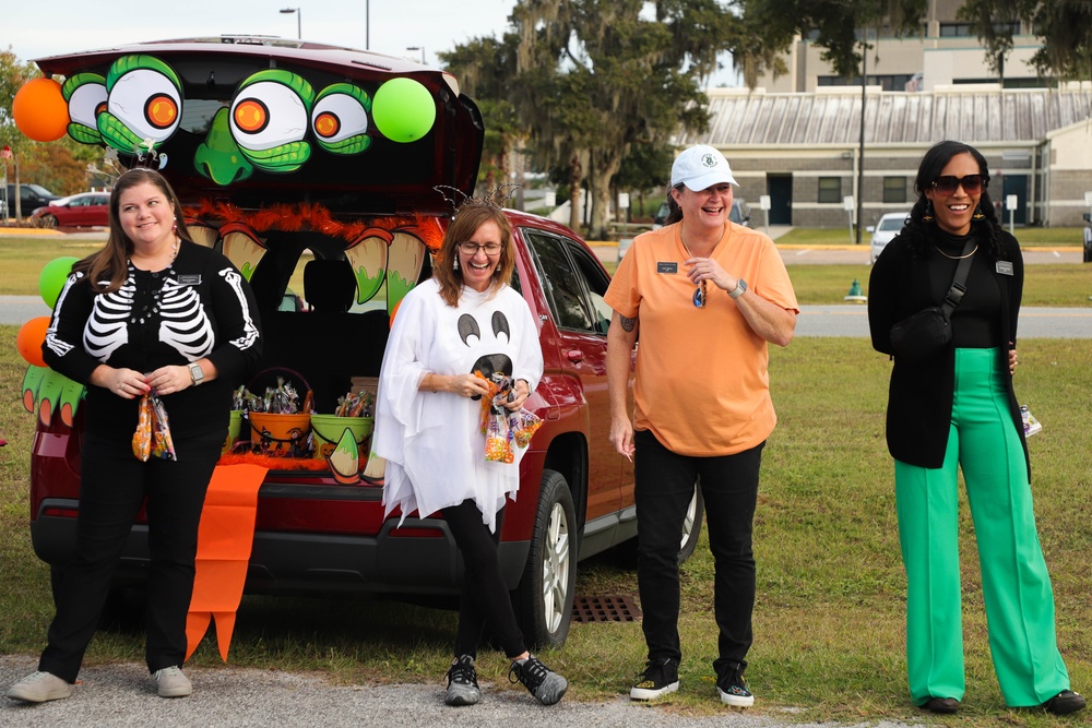 Exceptional Family Member Program Throws a Trunk-or-Treat For Soldiers Family Members on Fort Stewart