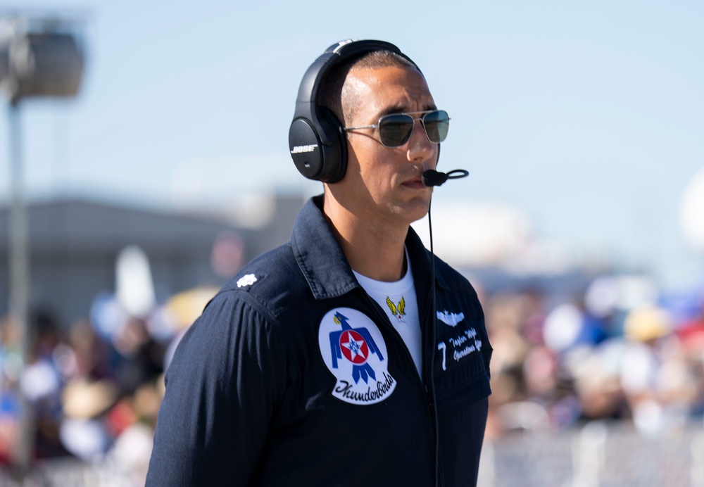 Thunderbirds perform in Houston