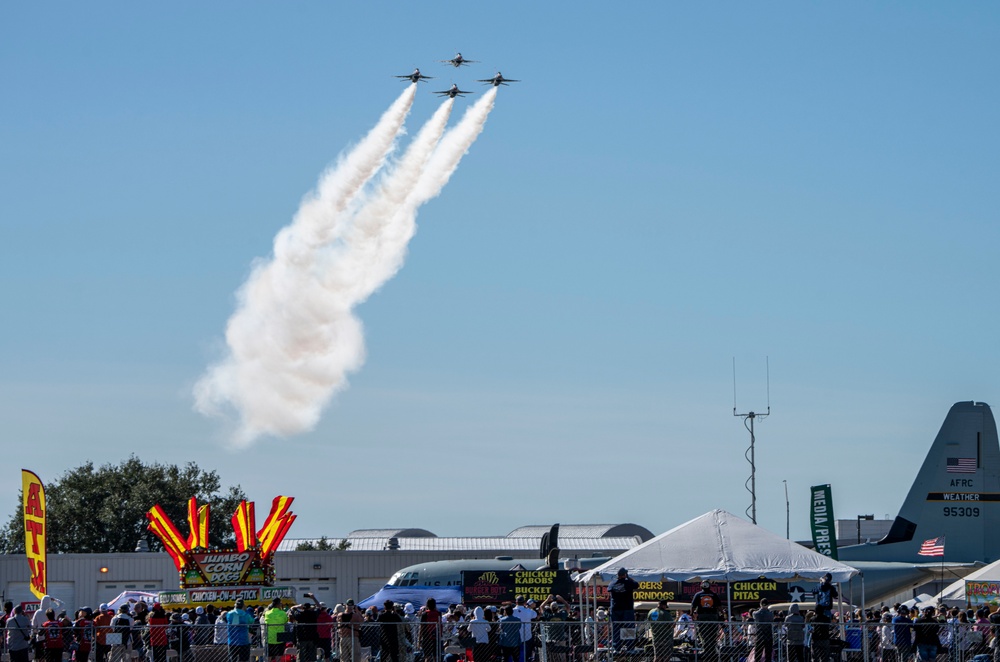 Thunderbirds perform in Houston