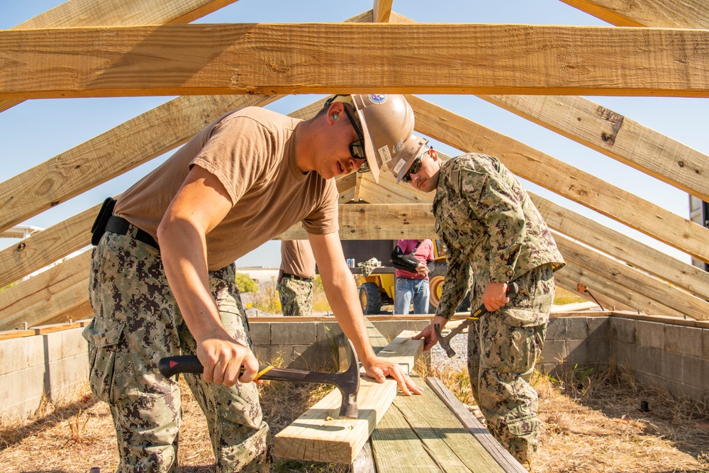 NMCB 11 Roof Tech Trainer
