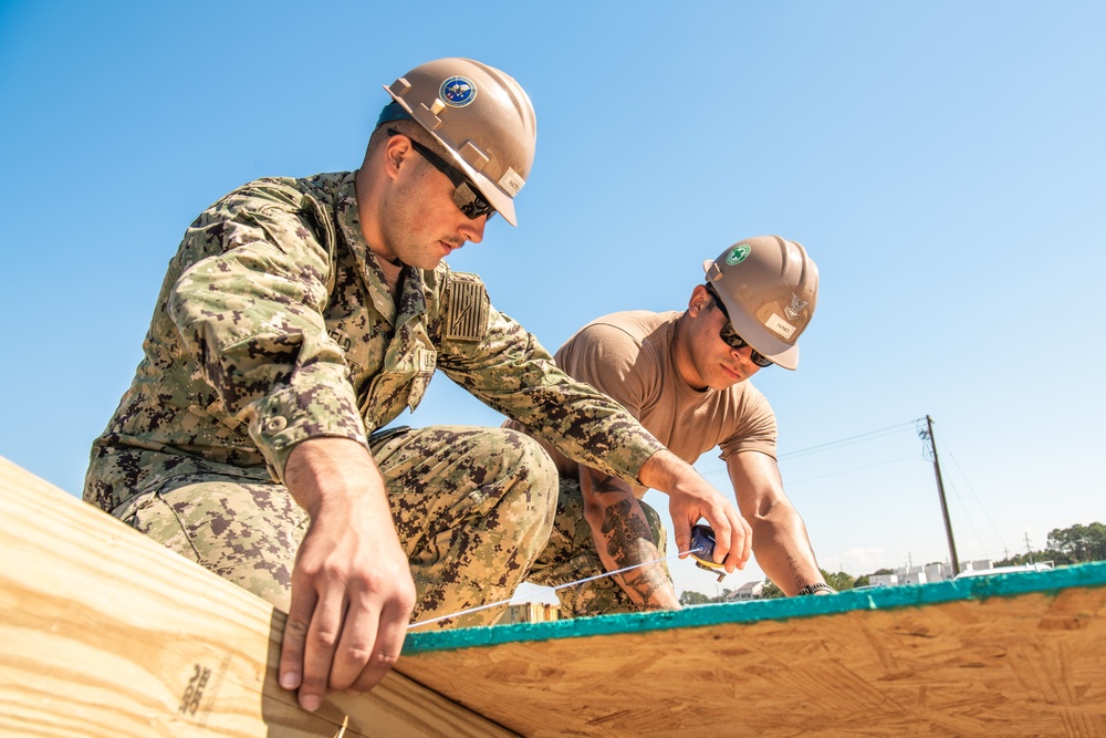 NMCB 11 Roof Tech Trainer