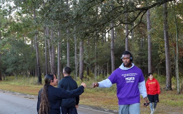 DVIDS - Images - MCLBA hosts semi-annual physical fitness test [Image 4 of  7]