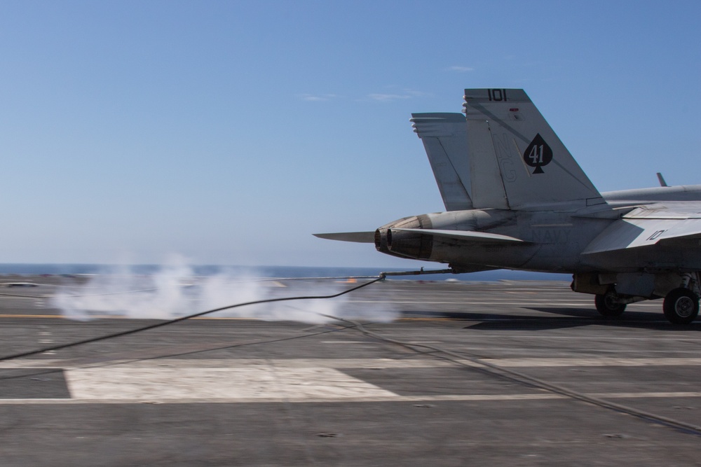 Abraham Lincoln conducts flight operations