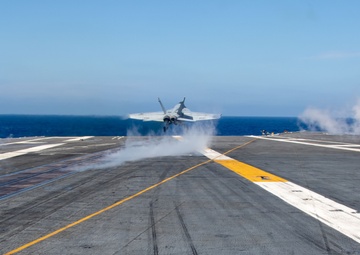 Abraham Lincoln conducts flight operations