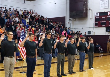 Karbler tells students to ‘Be All They Can Be’