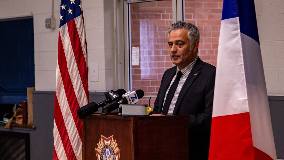 3rd Infantry Division WWII Veteran receives the insignia of Knight of the Legion of Honor