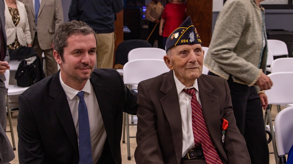 3rd Infantry Division WWII Veteran receives the insignia of Knight of the Legion of Honor