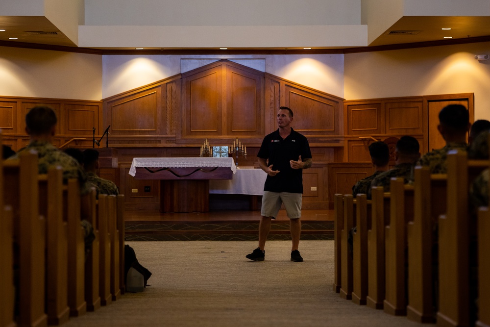 Dakota Meyer Speaks to Marines at Lance Cpl. Seminar