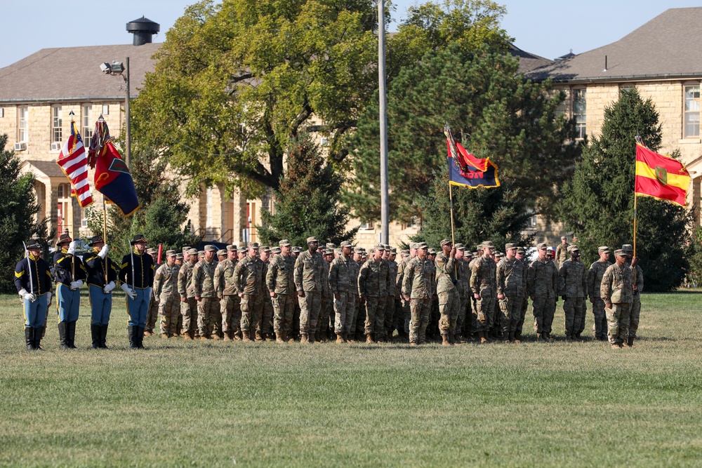 1st Infantry Division receives new division command sergeant major