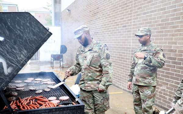 NJNG Soldiers and Airmen Help Homeless Veterans at North Jersey Stand Down