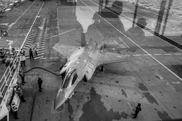 F-35 test pilot flies first roll-on landing aboard HMS Prince of Wales