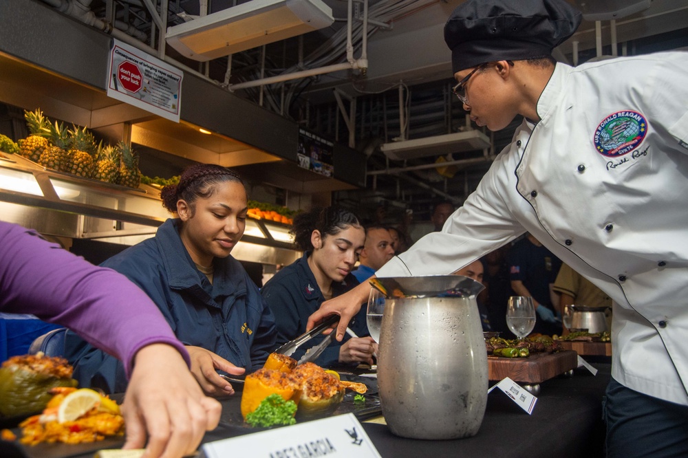 USS Ronald Reagan (CVN 76) hosts cooking competition