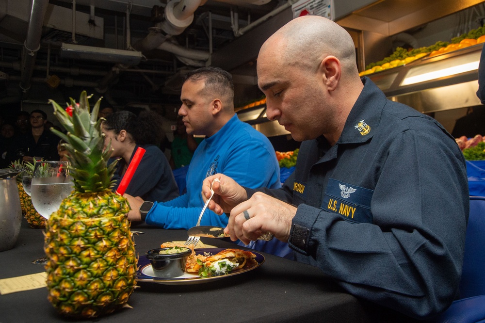 USS Ronald Reagan (CVN 76) hosts cooking competition