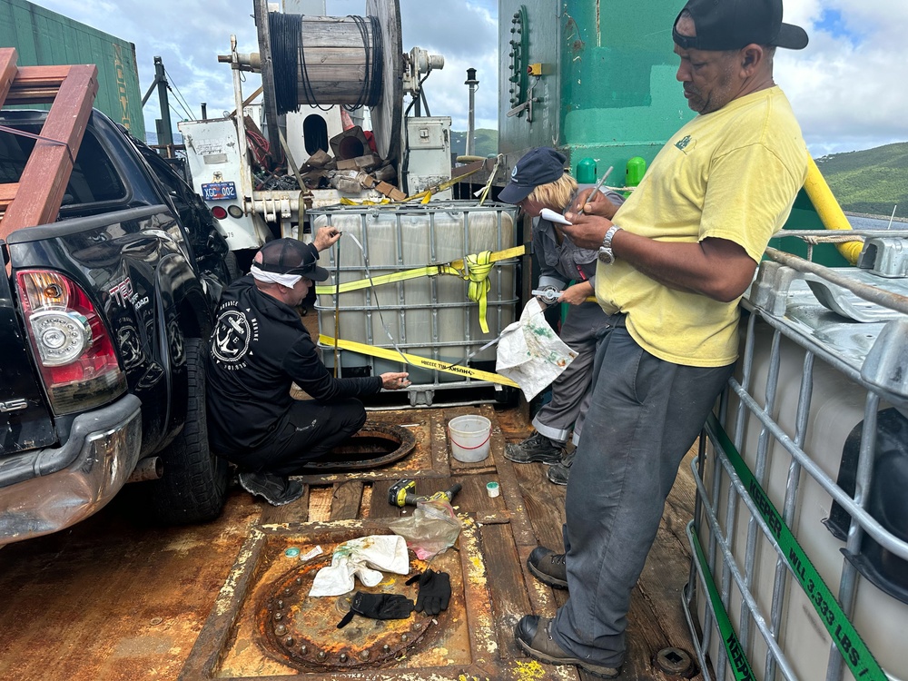 Fuel removal operations begin for Bonnie G off St. Thomas 